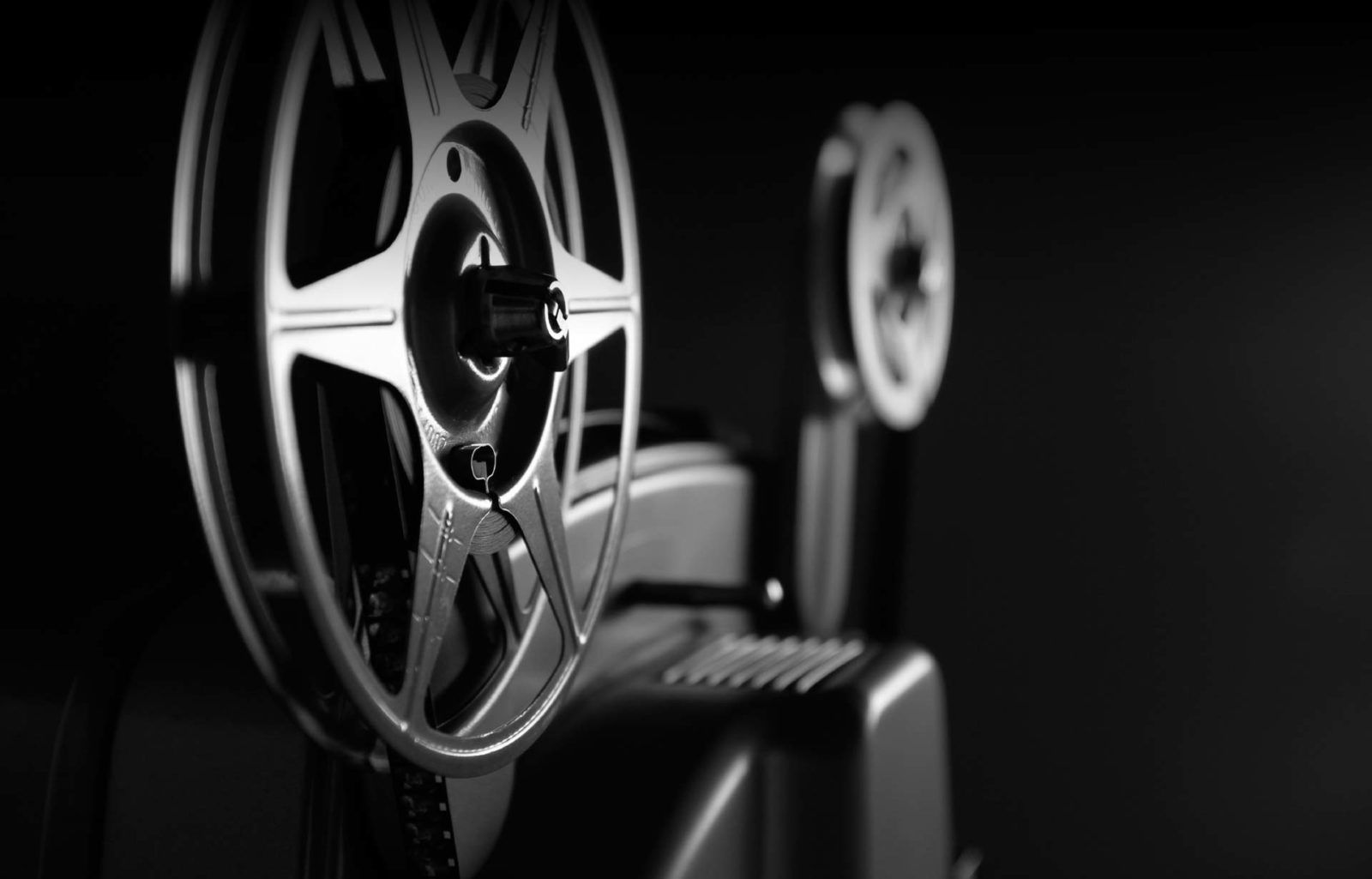 Cinéma – Accord trouvé sur la diffusion des films : artistes et spectateurs en sortent gagnant !