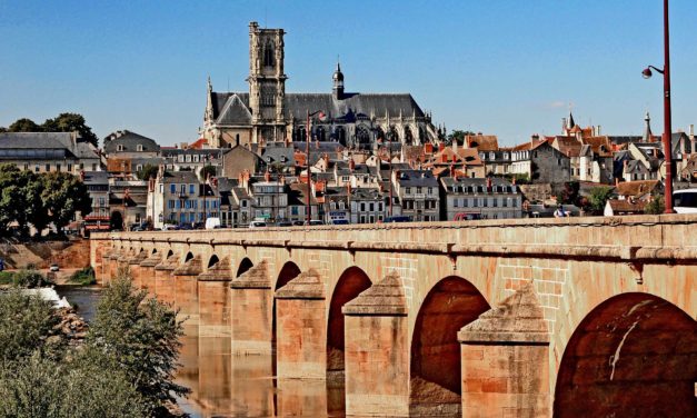 Nevers – Le centre Jazz de Bourgogne recrute un chargé de l&rsquo;information (f/h)