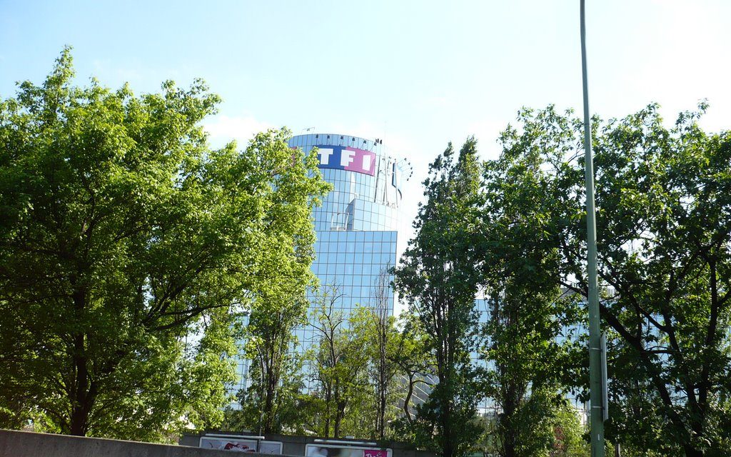 TF1 et Free signent un accord de distribution des chaînes (TF1)