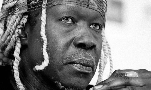 RIP. Geoffrey Oryema, le musicien franco-ougandais de l’exil africain