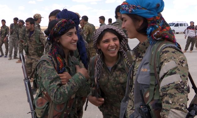 « Filles du feu » : faire la guerre sans l&rsquo;aimer