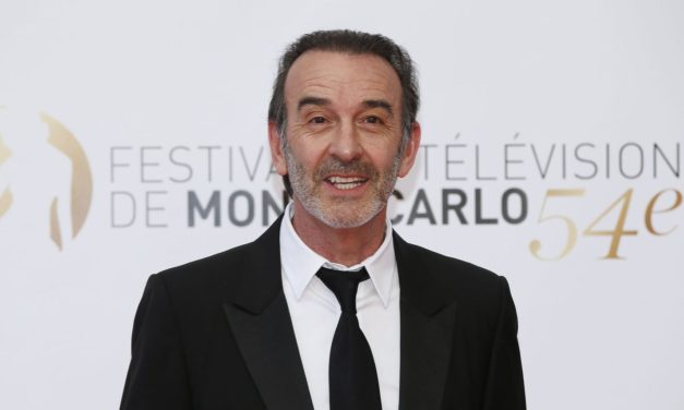 Macron accusé d&rsquo;une politique de « démolition » de la culture