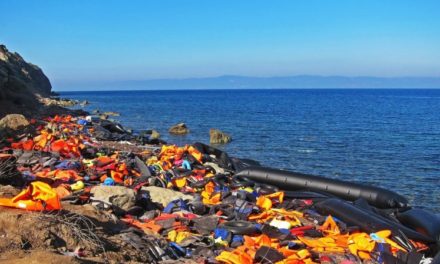 “Un bon Samaritain” de Matthieu Falcone : une chronique cruelle et drôle du déclin de l’Occident