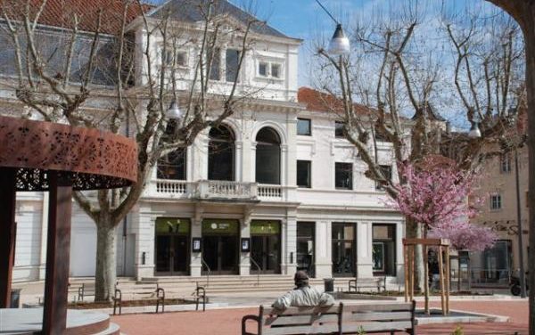 Le théâtre de Villefranche-sur-Saône, scène conventionnée, recrute un directeur technique (h/f)