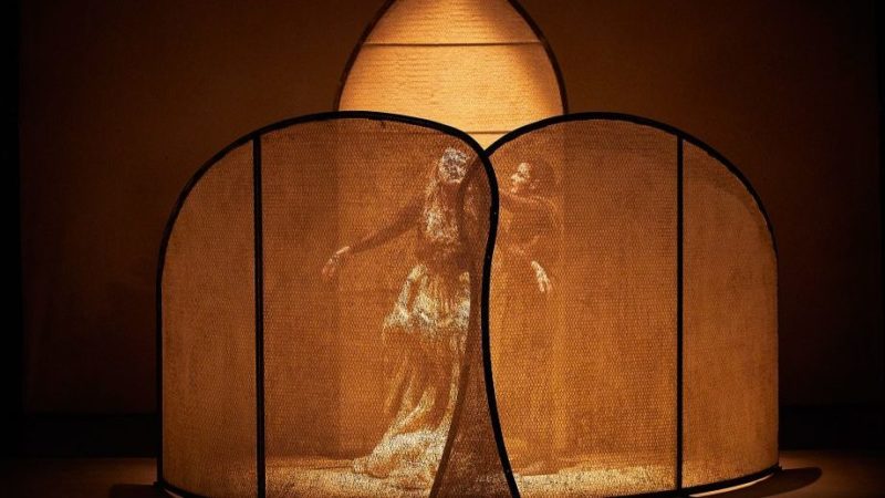 “La République des Abeilles” de Céline Schaeffer : conte didactique et responsabilité citoyenne